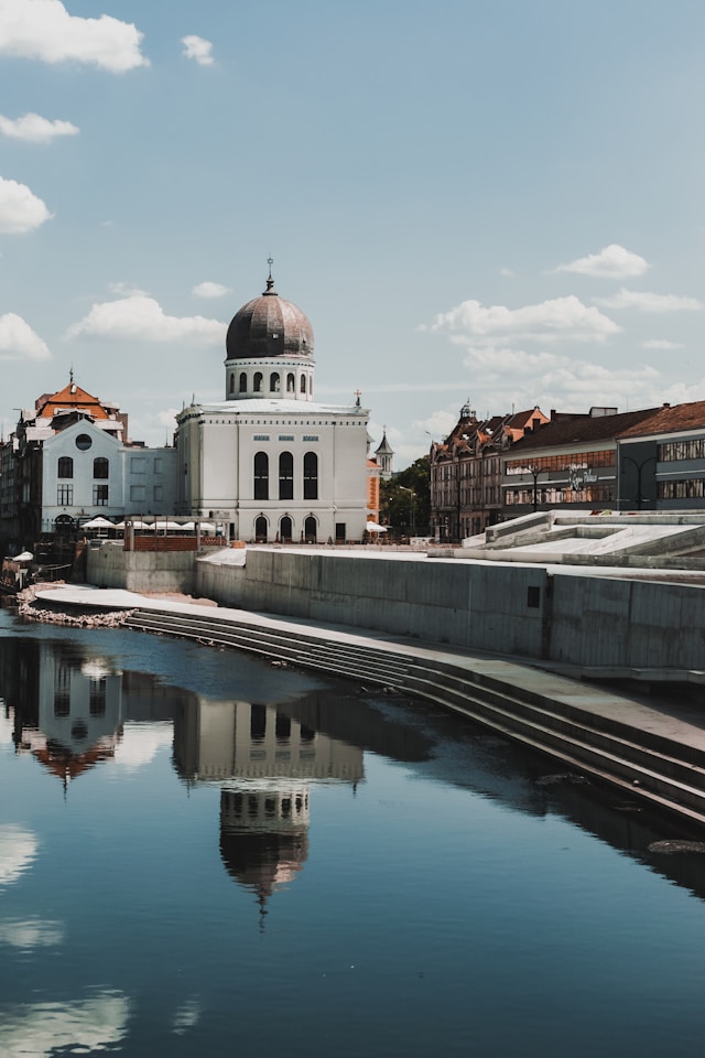 Explorând România: cele mai populare destinații turistice din orașele României